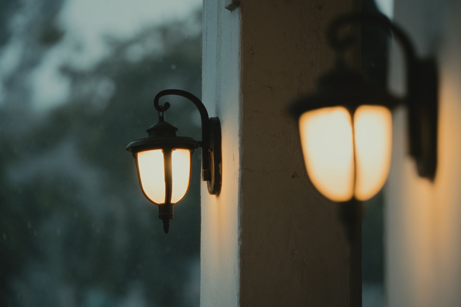 Best Outdoor Lighting Ideas for Home Security and Curb Appeal